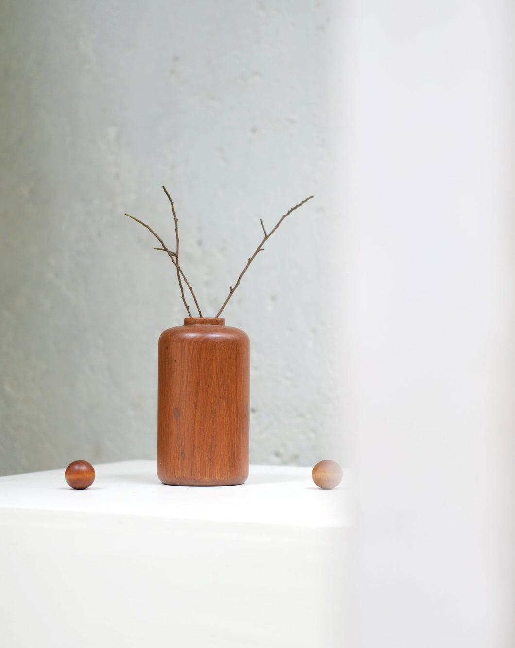 Tubular Vase - Studio Indigene