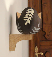 Load image into Gallery viewer, BROWN LEAF PATTERN WALL LAMP
