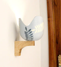 Load image into Gallery viewer, UNIQUE GREY LEAF PATTERN WALL LAMP
